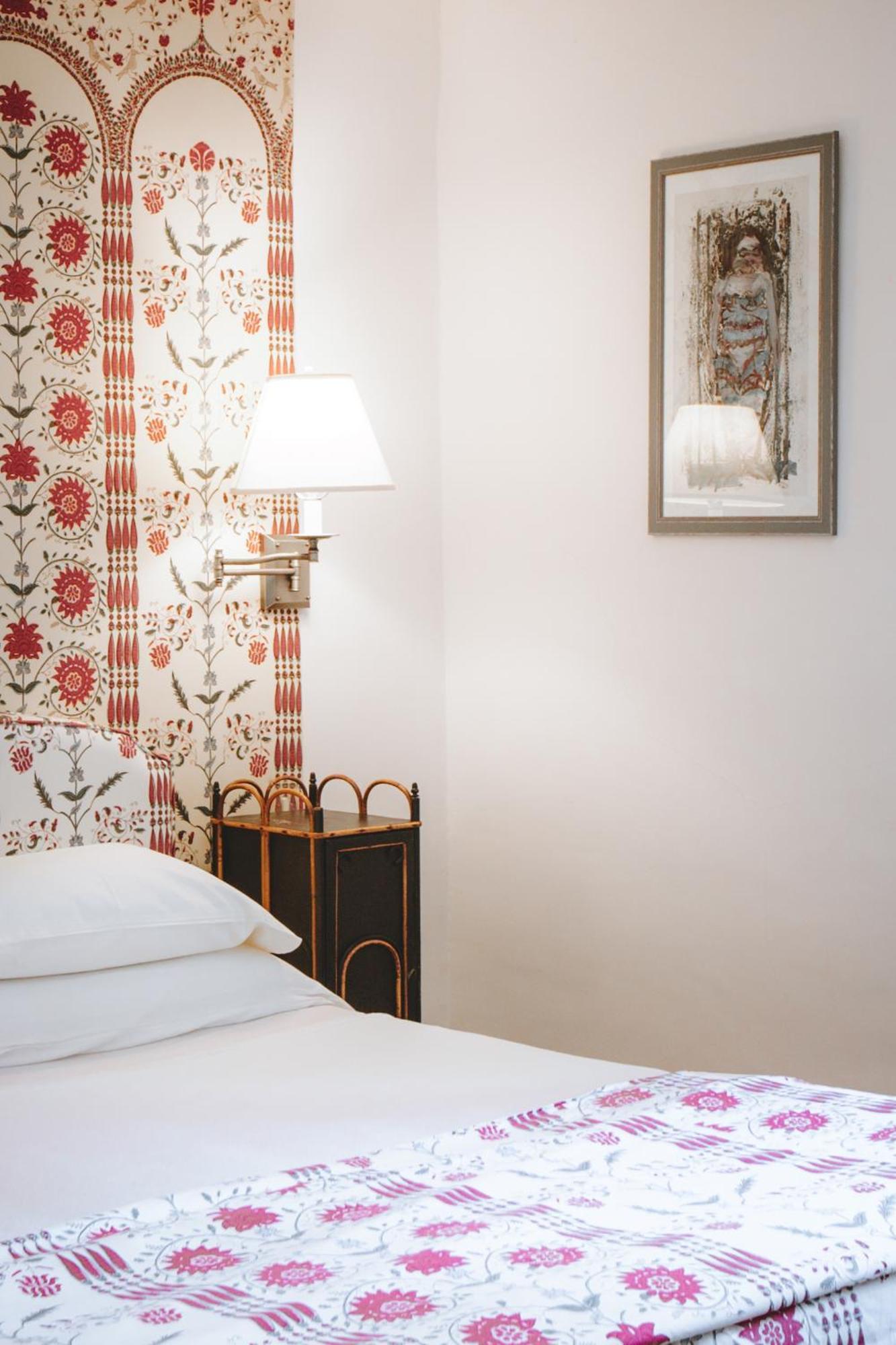 Hotel Bastide Rose Le Thor Esterno foto