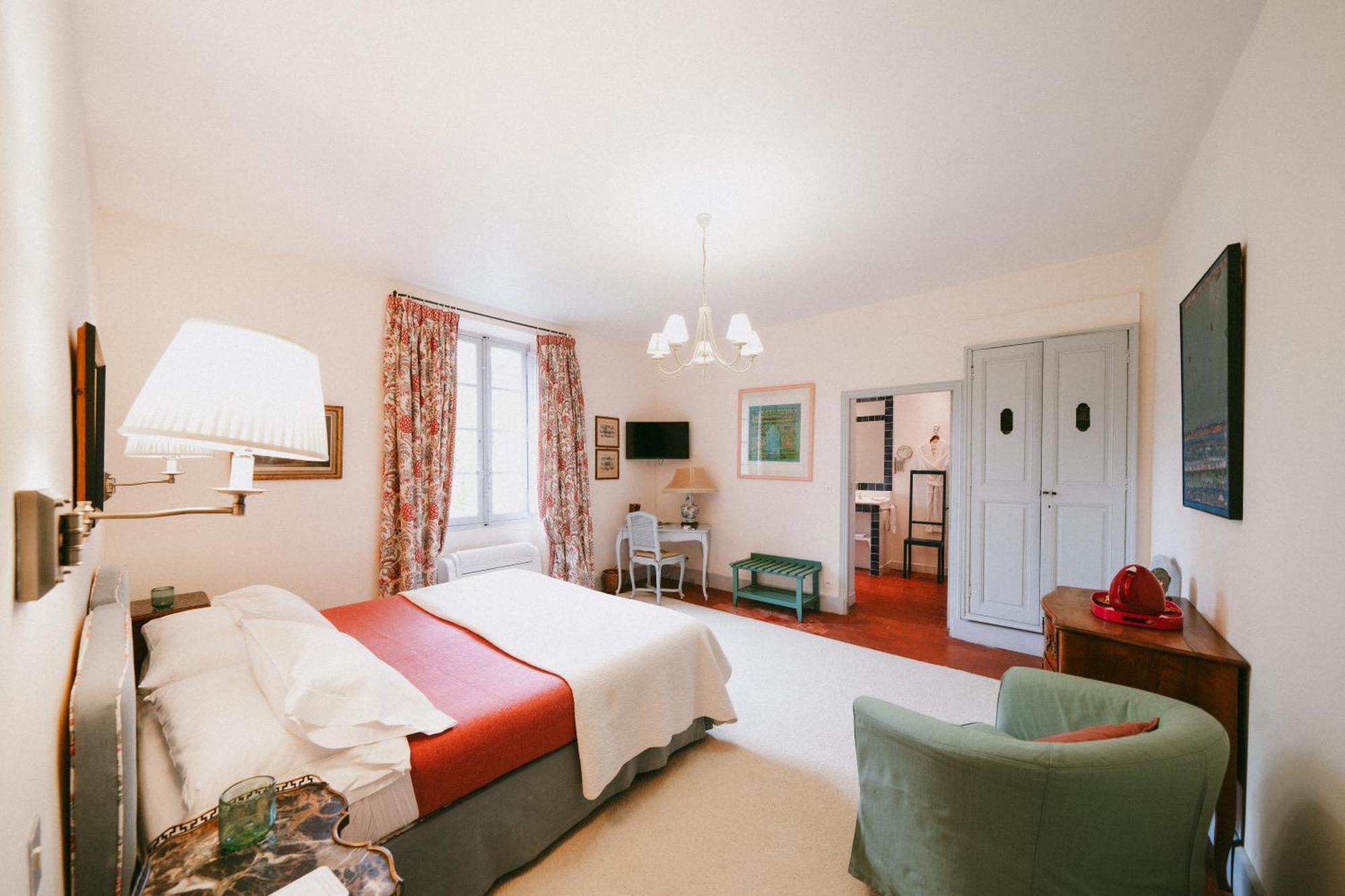 Hotel Bastide Rose Le Thor Esterno foto
